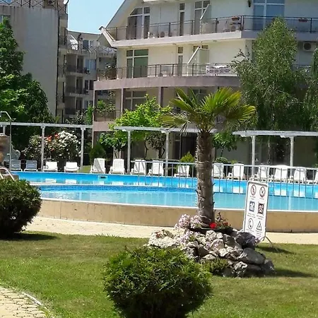 شقة Sun Village ساني بيتش